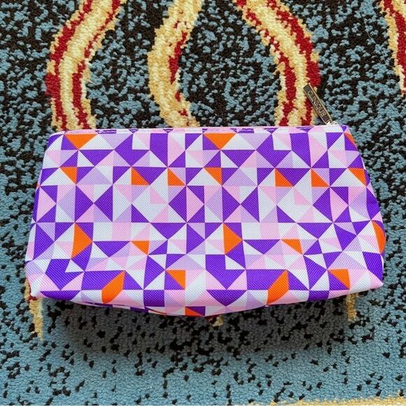 NWOT✨ Purple & Orange Clinique Make Up Bag - Picture 1 of 2